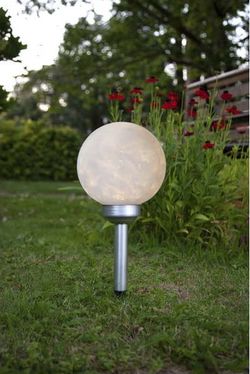 Venkovní kulaté solární LED svítidlo Star Trading Luna, ø 20 cm